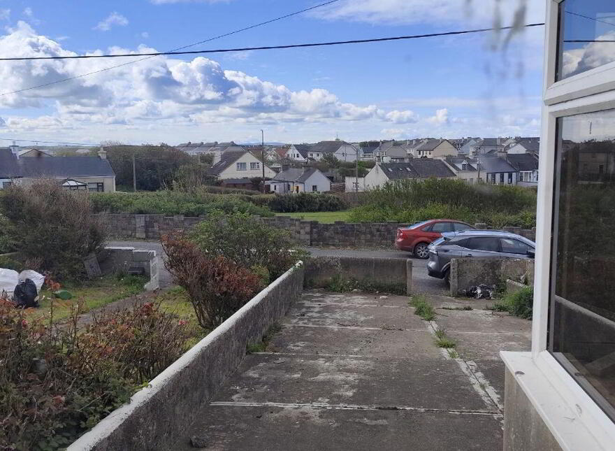 9 Mount Charles Terrace, Kilkee, V15RW94