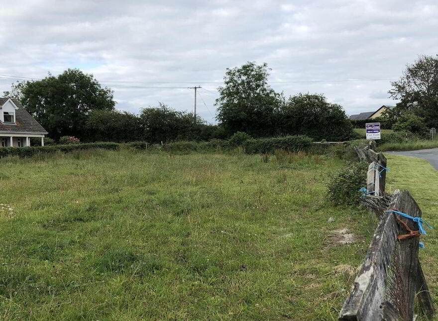 Linkardstown Cross, Tinryland photo