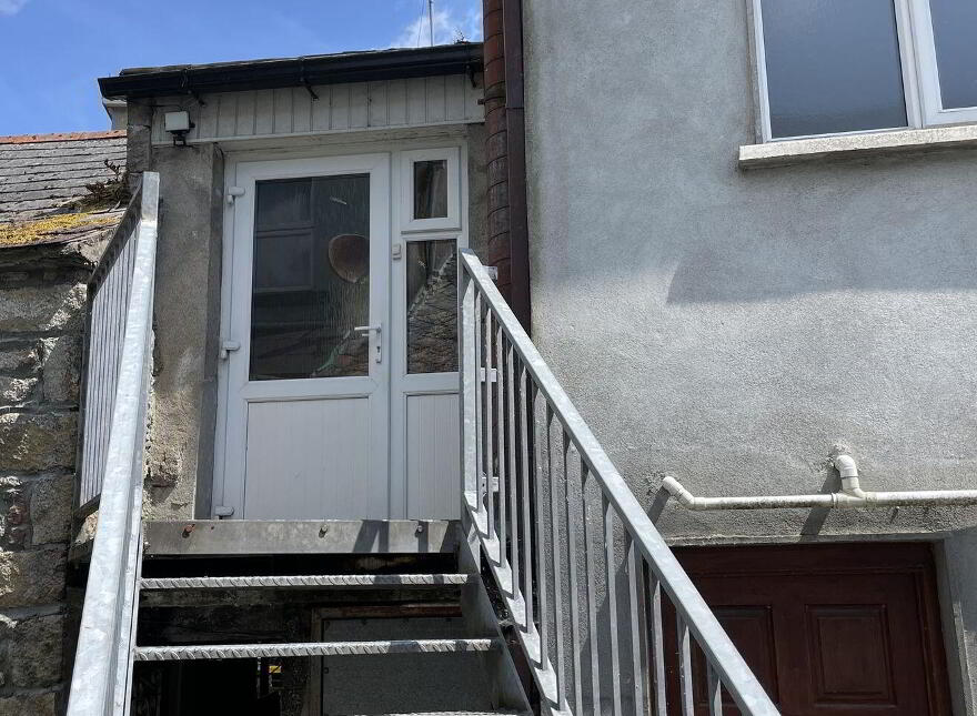 Lower Main Street, Graiguenamanagh, R95W5HF
