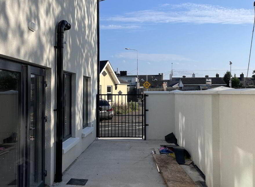 Accommodation Road, Carlow Town