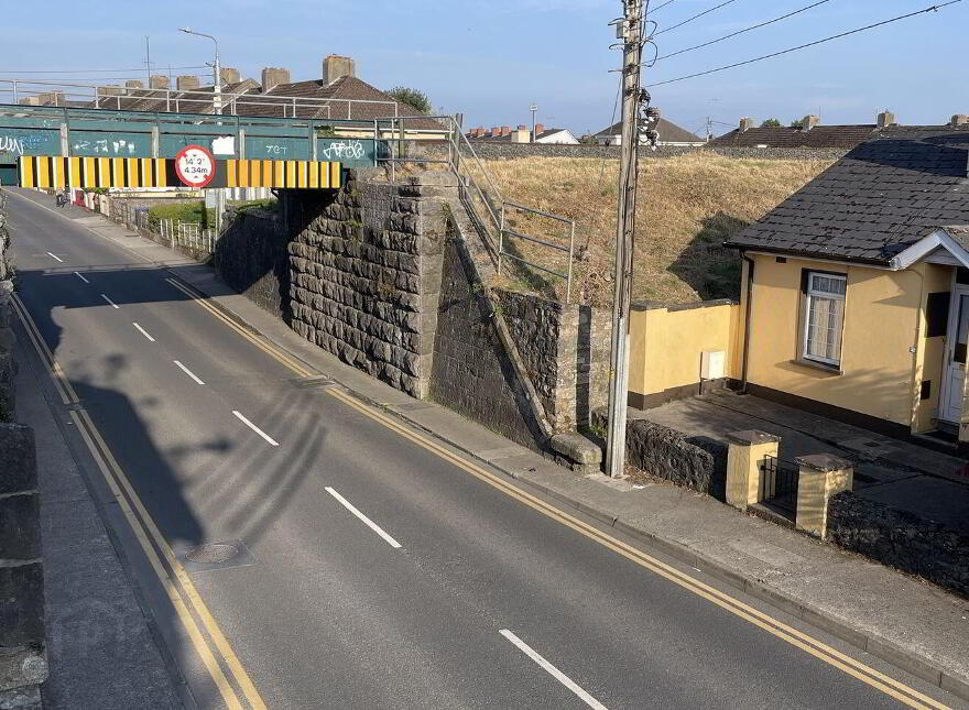 Accommodation Road, Carlow Town