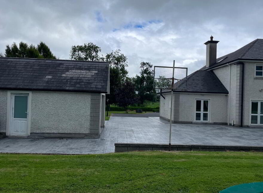 Newtown, Kells, R95EY63