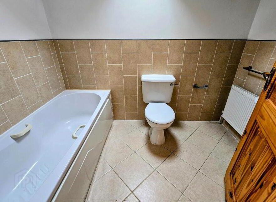 1 Lowparks, Boyle, F52NY77
