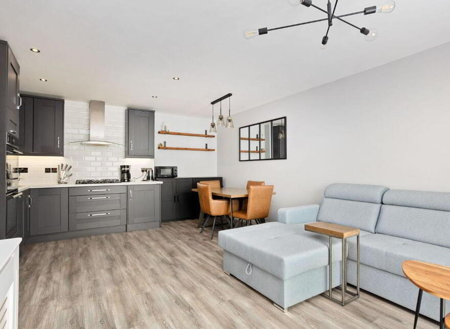 27 Eaton Terrace, Rathcoole, Rathcoole, D24PN27