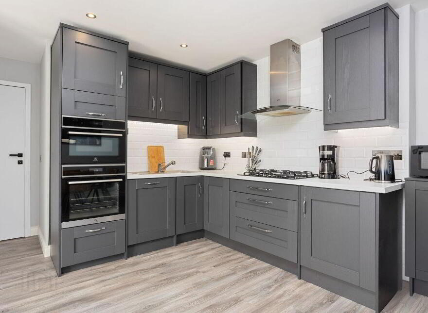 27 Eaton Terrace, Rathcoole, Rathcoole, D24PN27