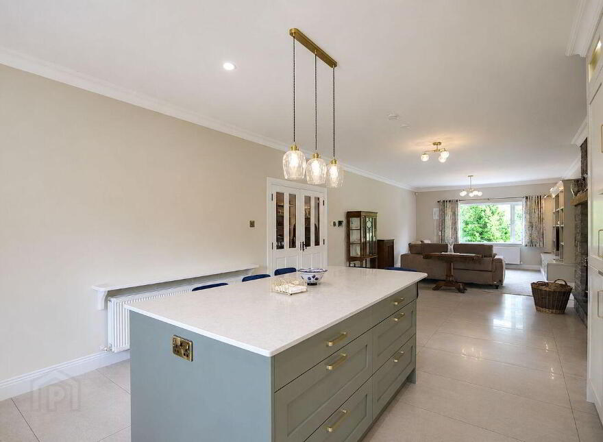 Kilclogha, Maudabawn, Cootehill, H16HD63