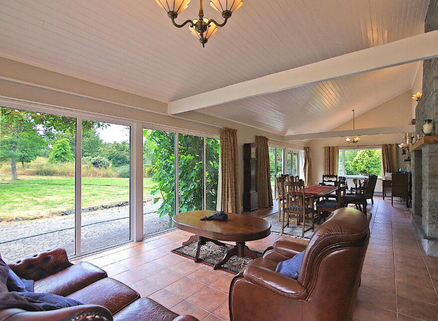 Kilclogha, Maudabawn, Cootehill, H16HD63