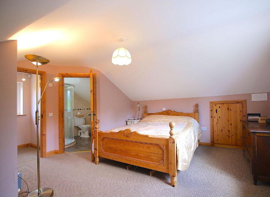 Kilclogha, Maudabawn, Cootehill, H16HD63