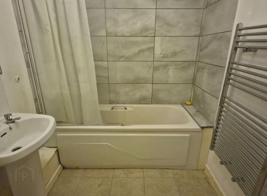 Apartment 3 Marshals Court, Dublin 8, D08C9K2