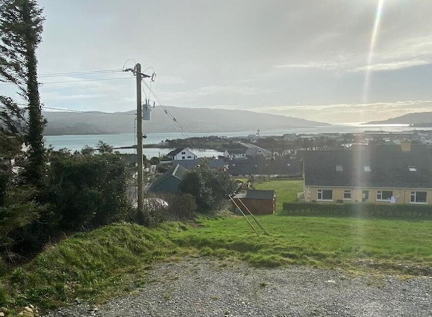 Derrymihan West, Castletownbere, Castletown, P75XR84