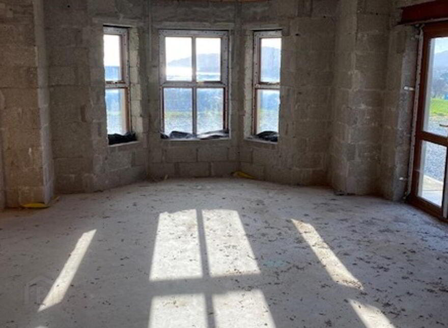 Derrymihan West, Castletownbere, Castletown, P75XR84
