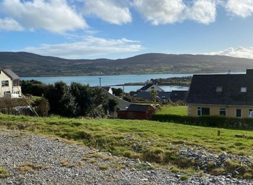 Derrymihan West, Castletownbere, Castletown, P75XR84