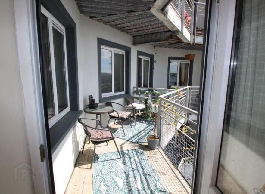 21 The Waterfront, Lynch's Quay, Cobh, P24C954
