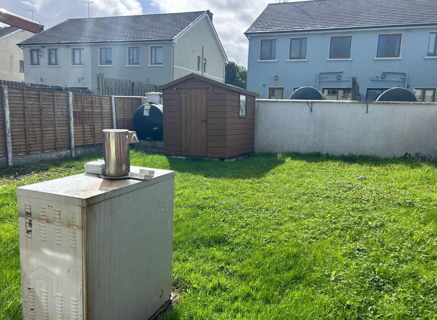 23 Woodstream, Castlerea, F45VF59