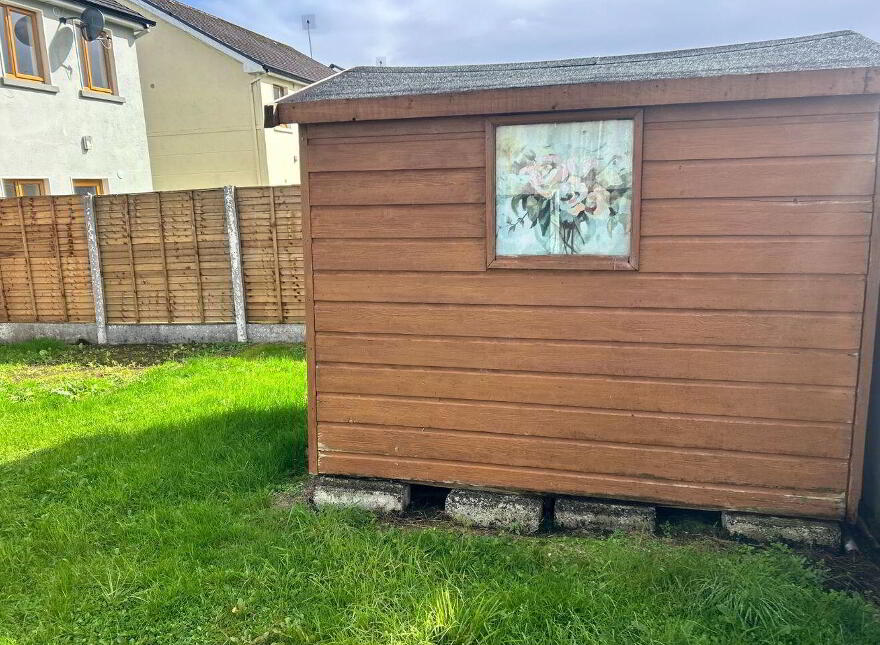 23 Woodstream, Castlerea, F45VF59
