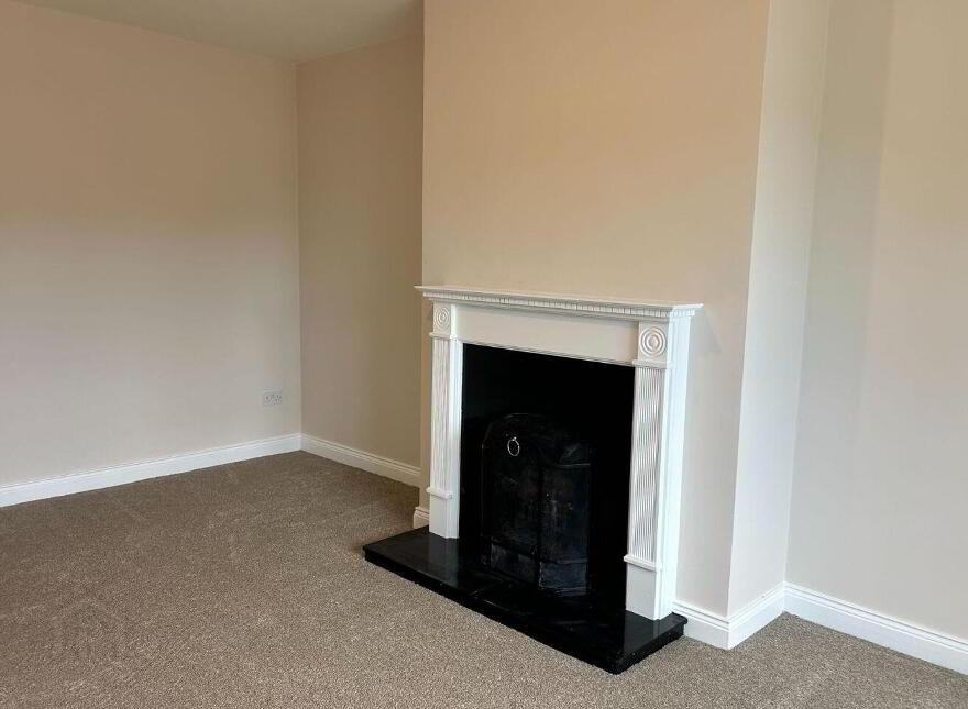 23 Woodstream, Castlerea, F45VF59