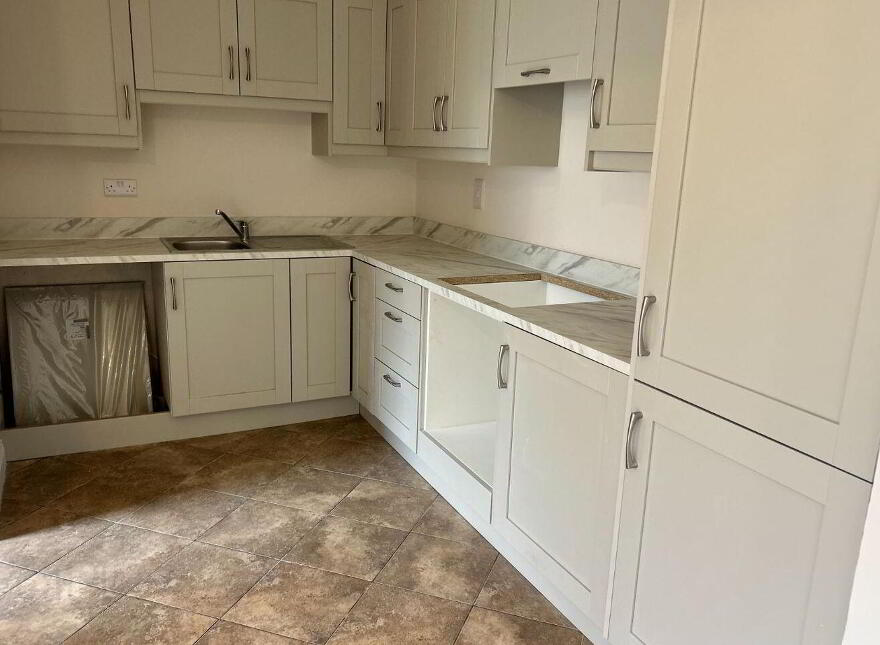 23 Woodstream, Castlerea, F45VF59