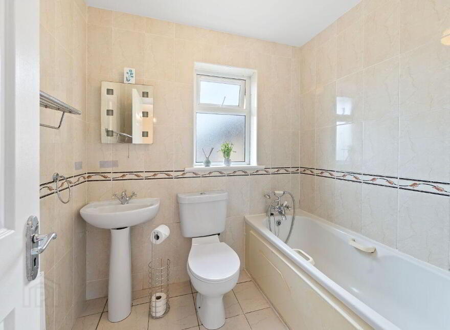 32 Oakbrook, Castlelake, Carrigtwohill, T45DH58