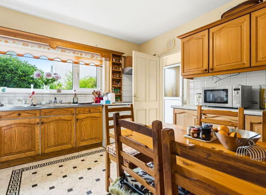 11 Bishopscourt Road, Bishopstown, T12NND2