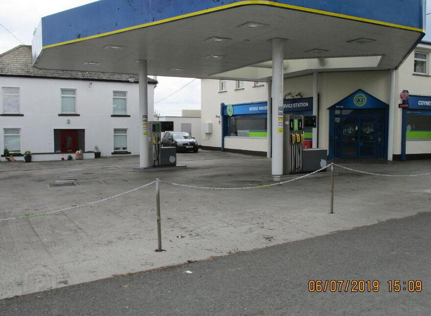 Main St, Rochfortbridge