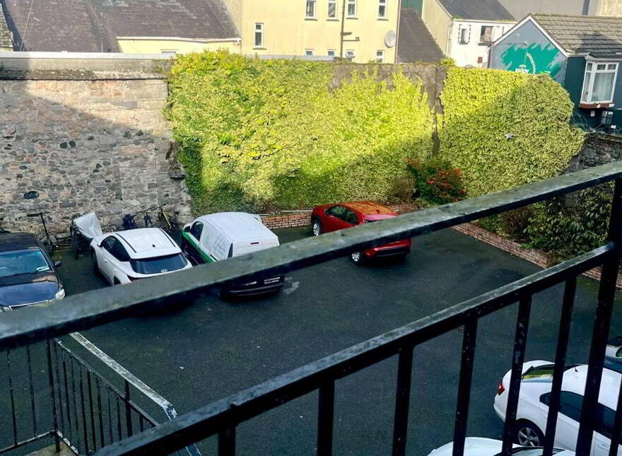 Apartment 9A Eglinton Court, Woodquay, H91W7Y2