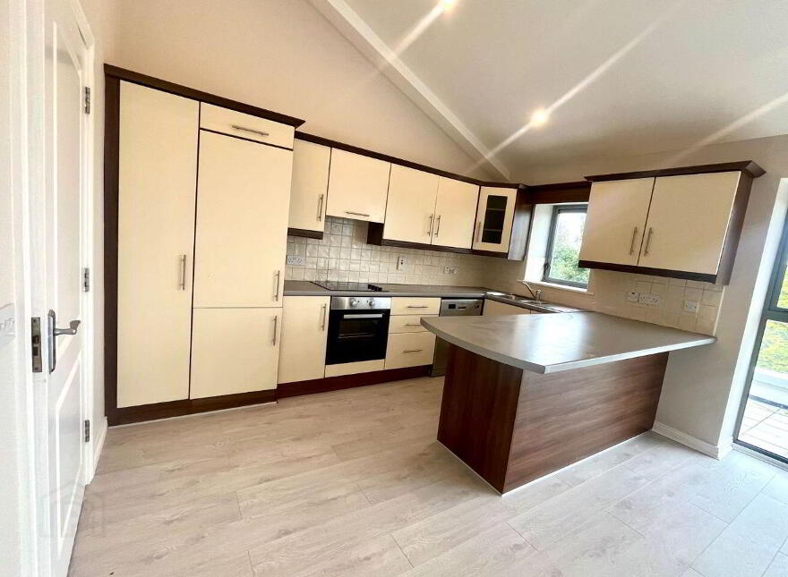 Apartment 2 Gort An Tsamhraidh, Claregalway Shopping Centre, Claregalway, H91R638
