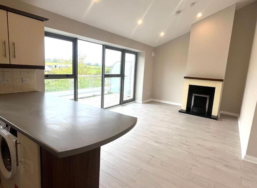 Apartment 2 Gort An Tsamhraidh, Claregalway Shopping Centre, Claregalway, H91R638