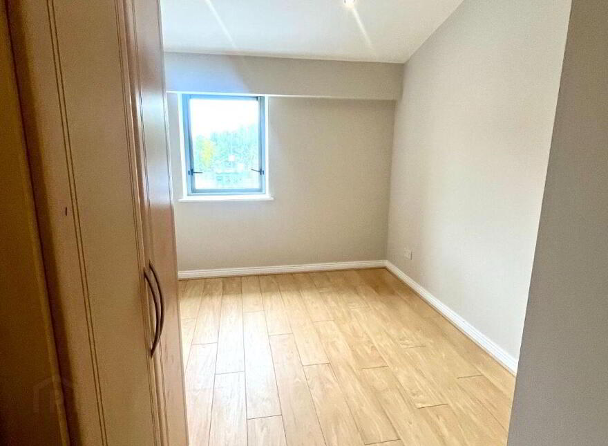 Apartment 2 Gort An Tsamhraidh, Claregalway Shopping Centre, Claregalway, H91R638