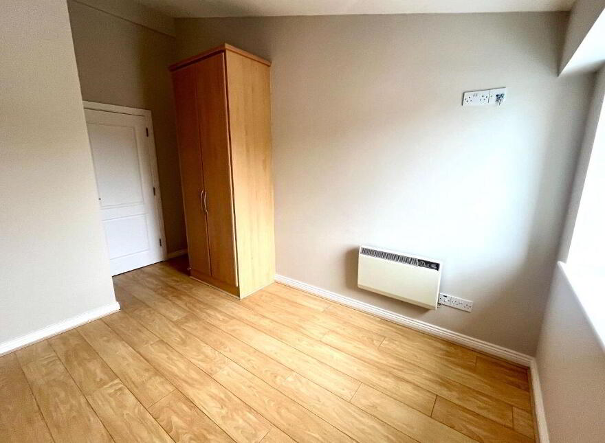 Apartment 2 Gort An Tsamhraidh, Claregalway Shopping Centre, Claregalway, H91R638