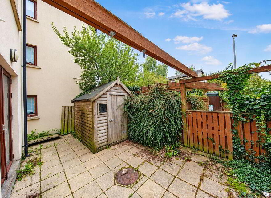 Castlegate Park, Adamstown Castle, Adamstown, K78H304
