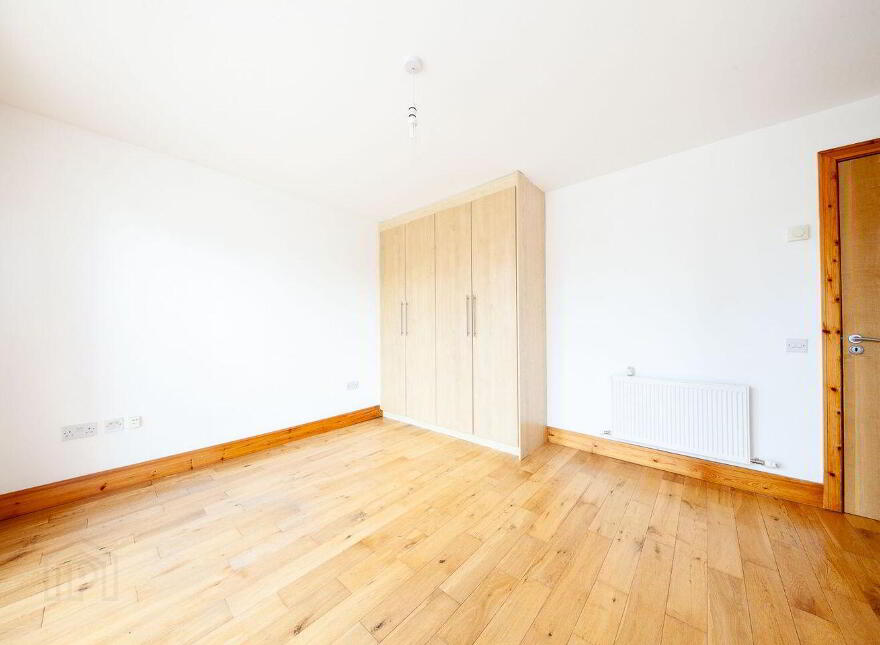 Castlegate Park, Adamstown Castle, Adamstown, K78H304