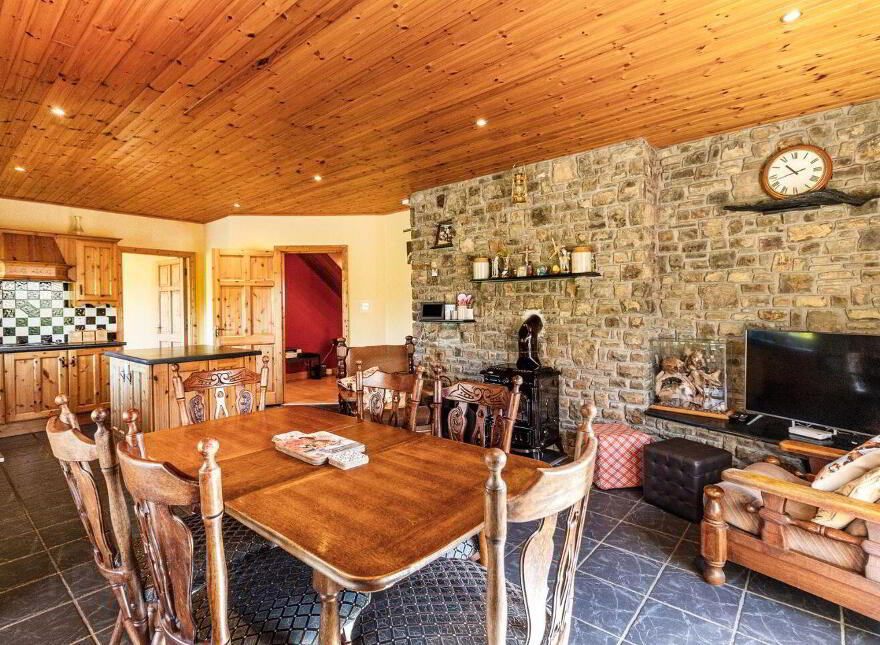 Fiodhnach, Lisheenowen, Whitechurch, T34K544
