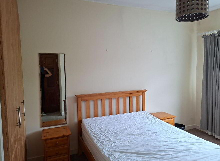 Knockadoon, O'Callaghans Mills, O'Callaghans Mills, V95F7D4
