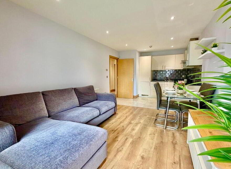 Apartment 38 Oak House Carrickmines, Carrickmines, D18E803