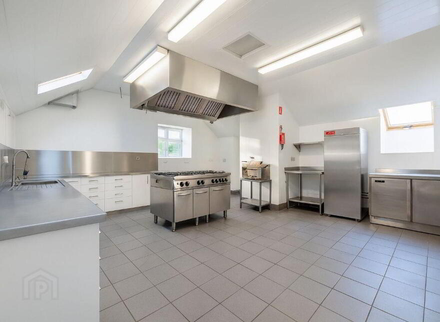 Rock House, Ladyswell Street, Cashel, E25FR59
