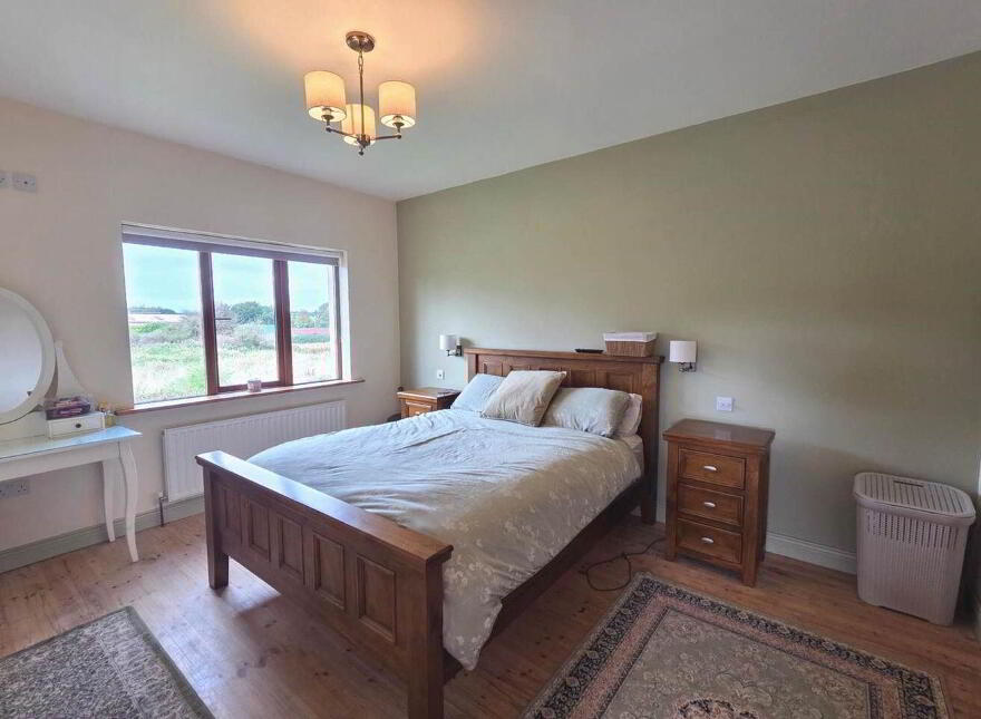 77 Meadowbrook, Tulsk, F45WD83