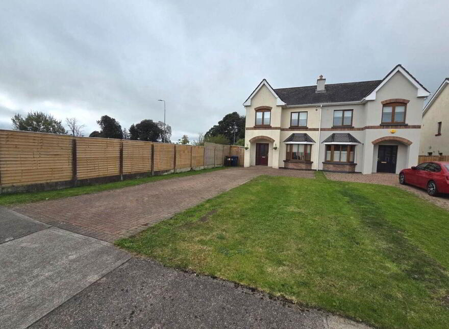 77 Meadowbrook, Tulsk, F45WD83