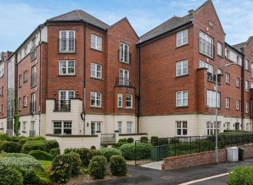 Apt 5 Meadow House, 47 The Boulevard, Belfast, BT7 3LN