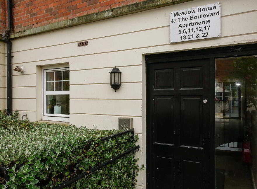 Apt 5 Meadow House, 47 The Boulevard, Belfast, BT7 3LN