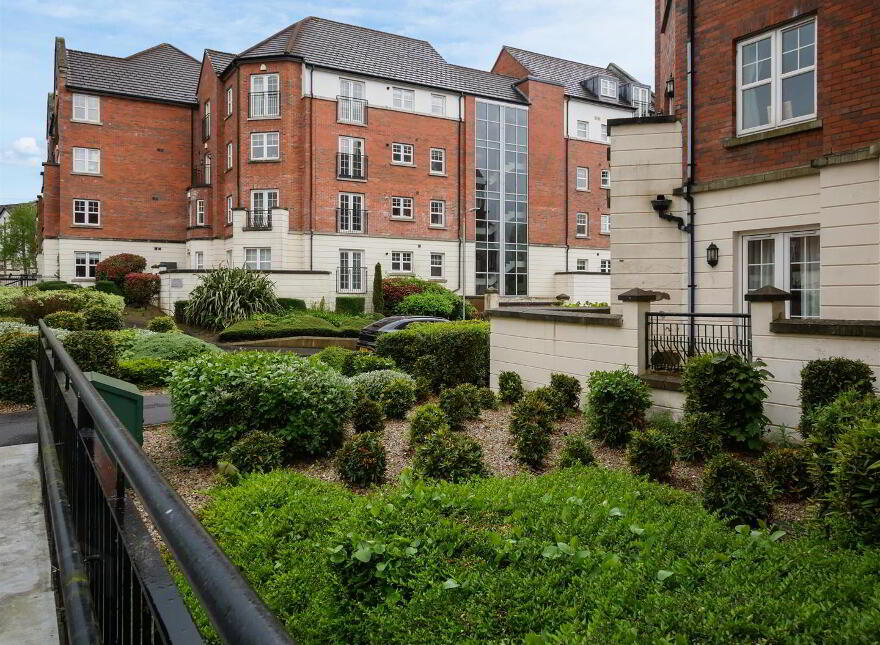 Apt 5 Meadow House, 47 The Boulevard, Belfast, BT7 3LN