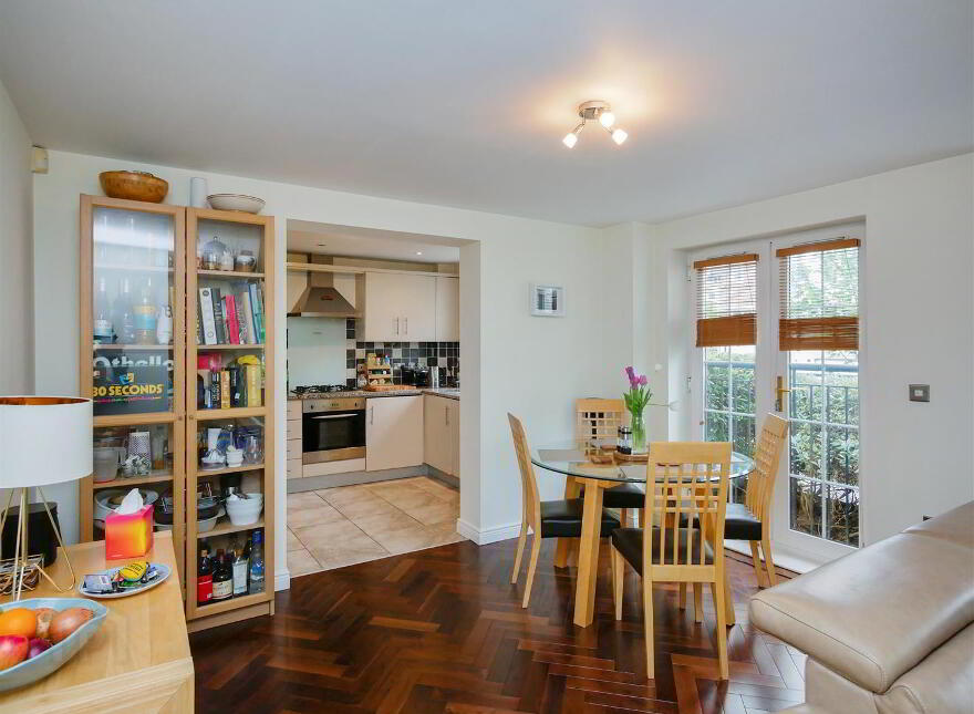 Apt 5 Meadow House, 47 The Boulevard, Belfast, BT7 3LN