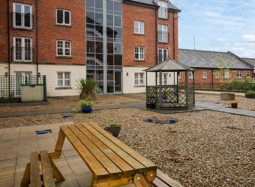 Apt 5 Meadow House, 47 The Boulevard, Belfast, BT7 3LN