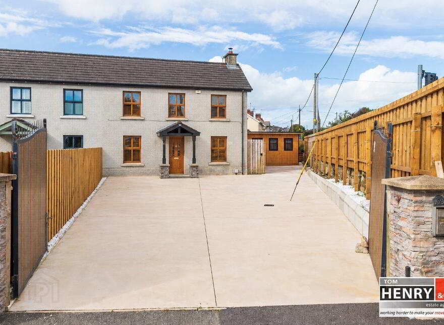 69 Ranfurly Road, Dungannon, BT71 6EF