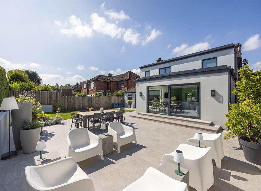 15 Netherleigh Park, Off Castlehill Road, Belfast, BT4 3GR