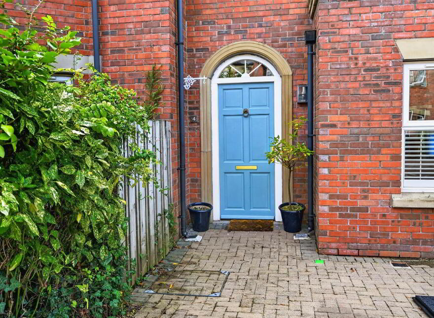 4 St Johns Place, Rosetta, Belfast, BT7 3HA