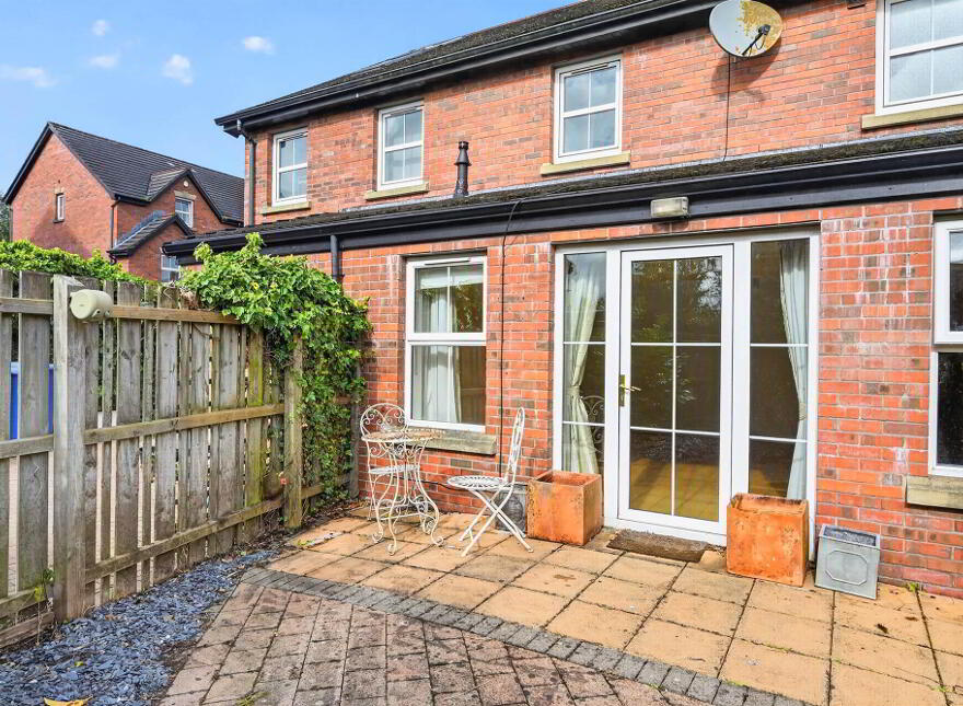 4 St Johns Place, Rosetta, Belfast, BT7 3HA