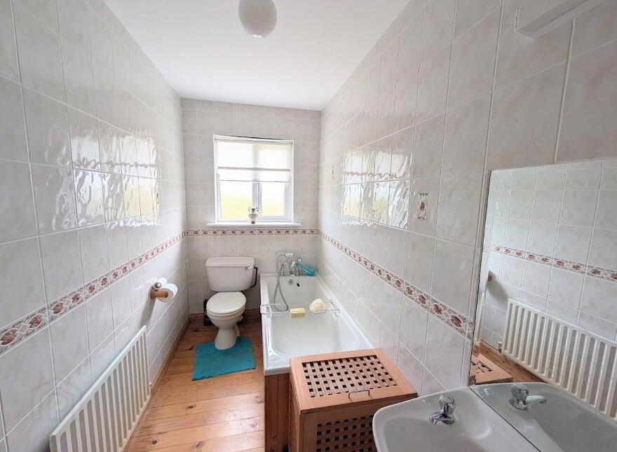 9 Derg Manor, Dromineer, Dromineer, E45X471