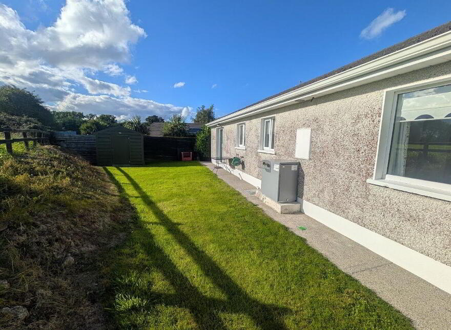 9 Derg Manor, Dromineer, Dromineer, E45X471
