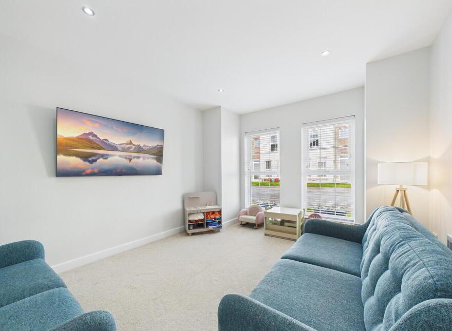 17 South Lake Park, Craigavon, BT64 1BE