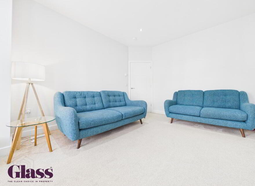 17 South Lake Park, Craigavon, BT64 1BE